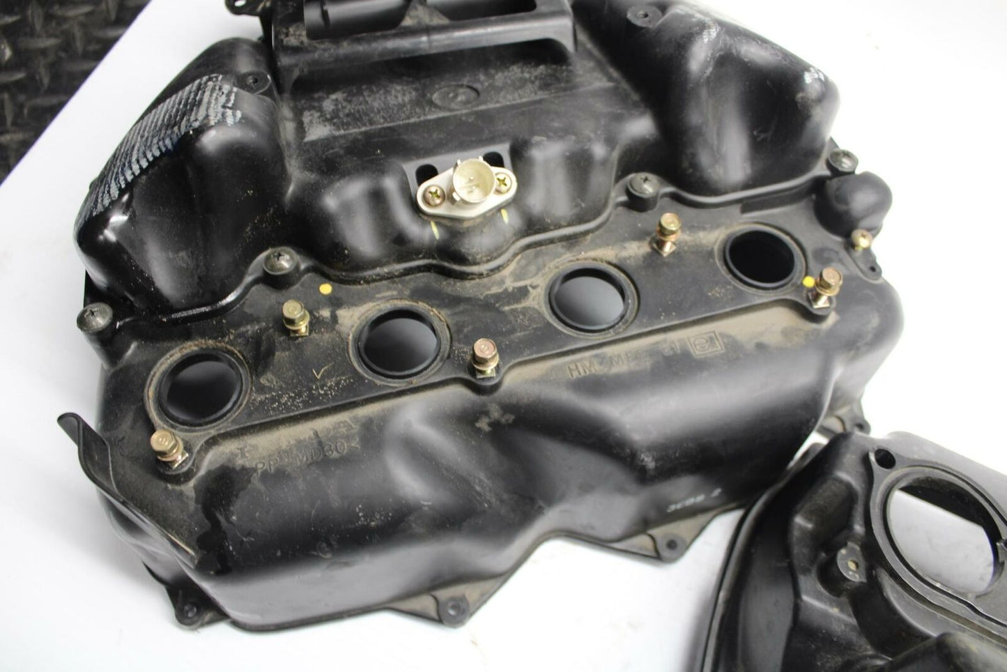 03-04 HONDA CBR600RR AIRBOX AIR INTAKE FILTER  17221-MEE-D00 17232-MEE-000 BB252
