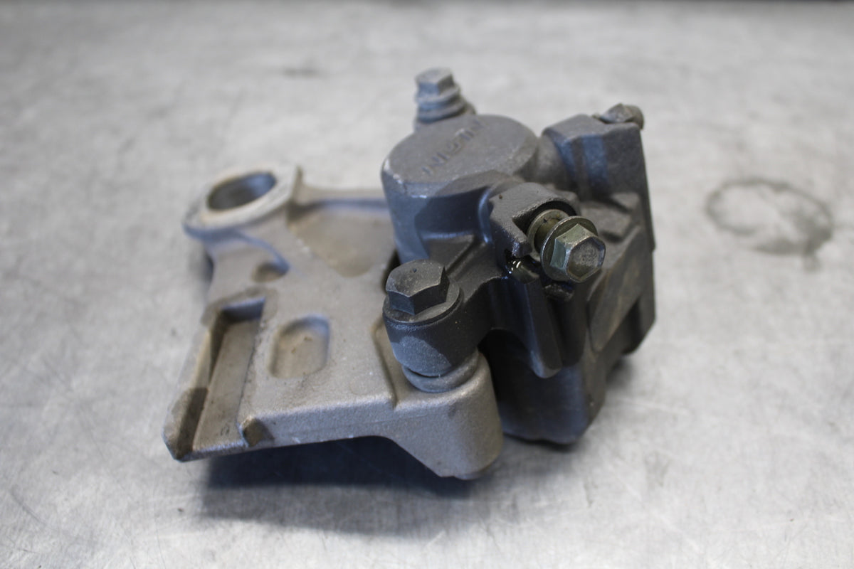 07-09 YAMAHA FZ6 REAR BACK BRAKE CALIPER W MOUNT BRACKET BB713