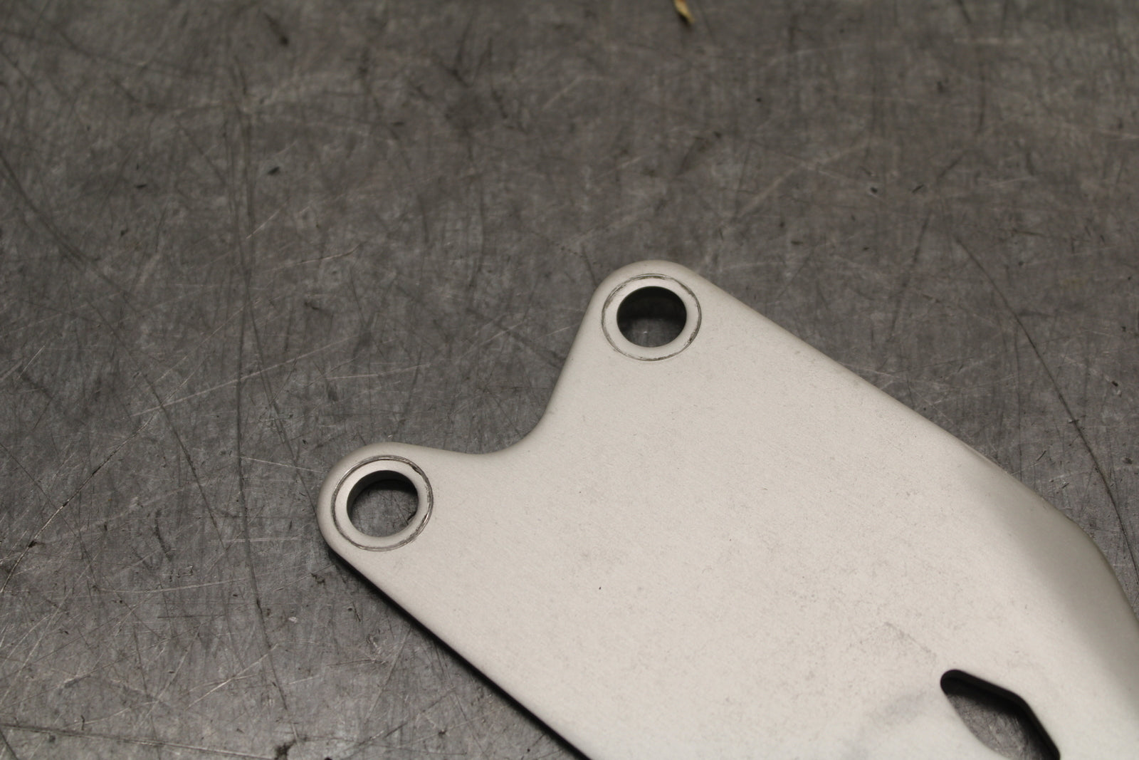 19-23 KAWASAKI NINJA ZX6R RIGHT REARSET REAR SET HEEL GUARD COVER  BB749