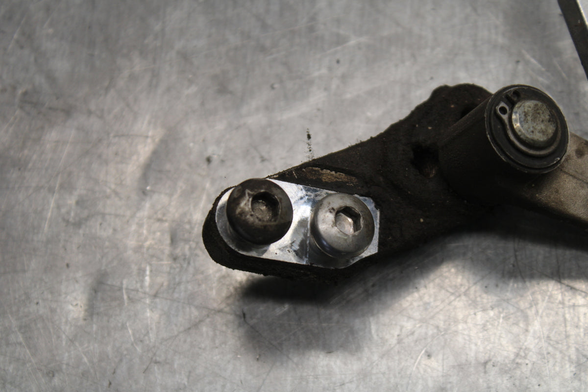 11-24 SUZUKI GSXR750 SHIFTER LINKAGE SHIFT LINK PEDAL BB714