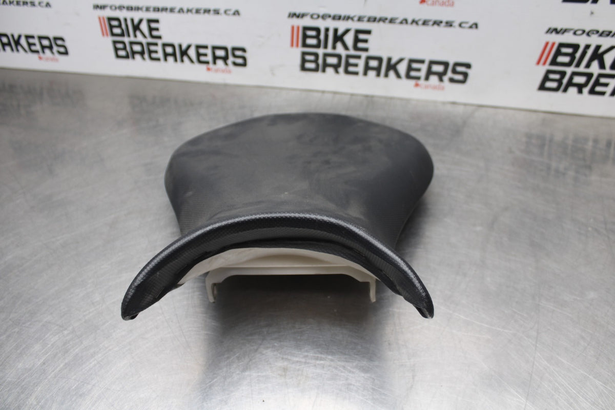 07-08 KAWASAKI NINJA ZX6R FRONT DRIVERS SEAT PAD SADDLE  BB855