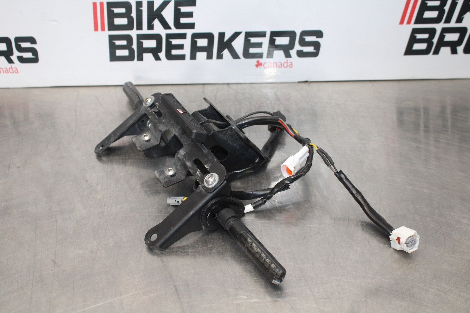 23-24 YAMAHA MT-07 YOSHIMURA FENDER ELIMINATOR LICENSE PLATE BRACKET BB194