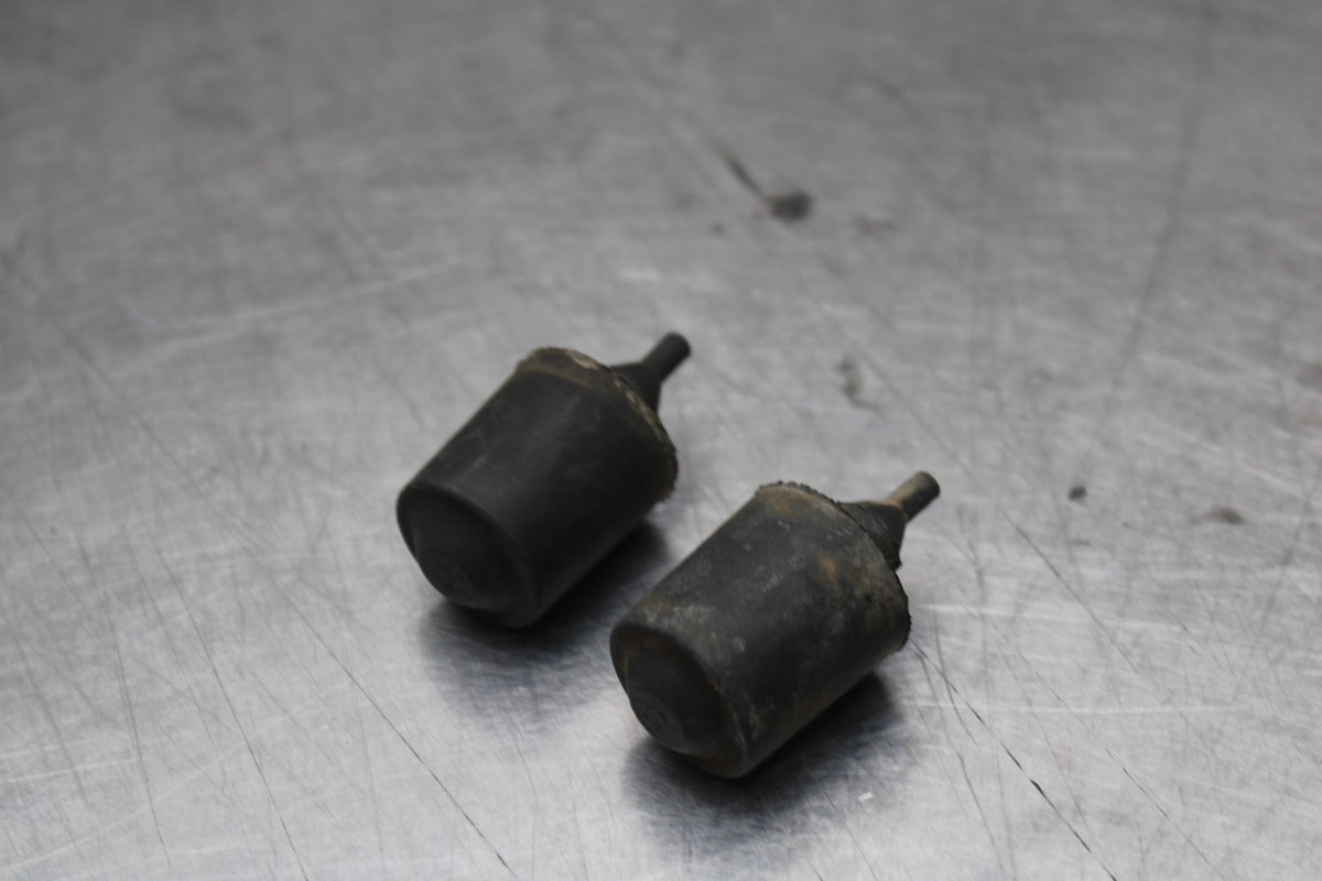 08-10 SUZUKI GSXR 600 GAS FUEL TANK DAMPERS BB765