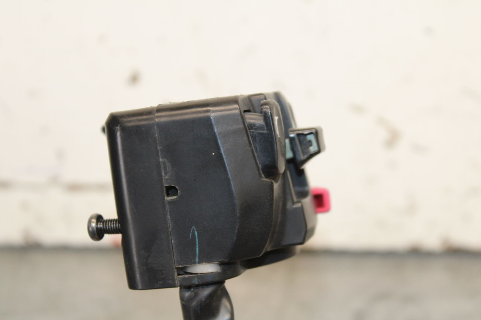 12-17 KAWASAKI ER-6N Z650 LEFT CLIP ON HANDLE HORN SIGNALS SWITCH SWITCHES BB709