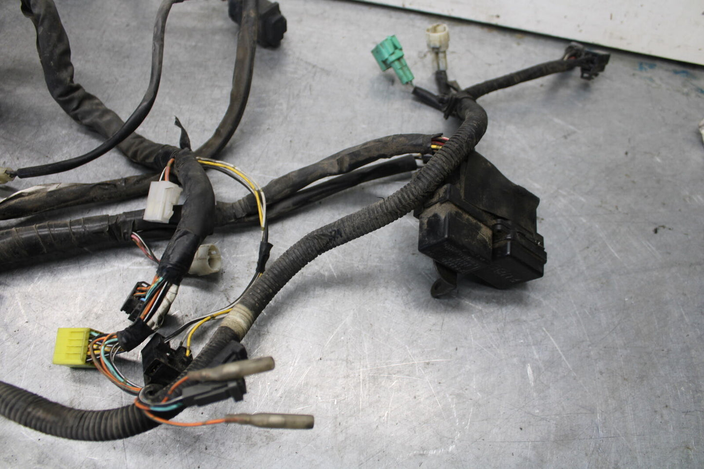 05-09 SUZUKI BOULEVARD C90 MAIN ENGINE WIRING HARNESS MOTOR WIRE LOOM BB692