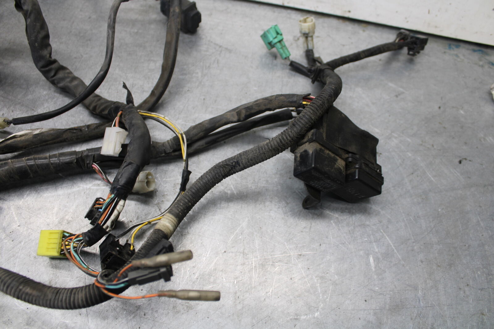 05-09 SUZUKI BOULEVARD C90 MAIN ENGINE WIRING HARNESS MOTOR WIRE LOOM BB692