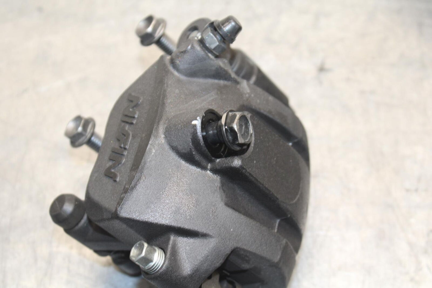 12-17 KAWASAKI ER-6N Z650 RIGHT LEFT FRONT BRAKE CALIPER SET PAIR  BB607