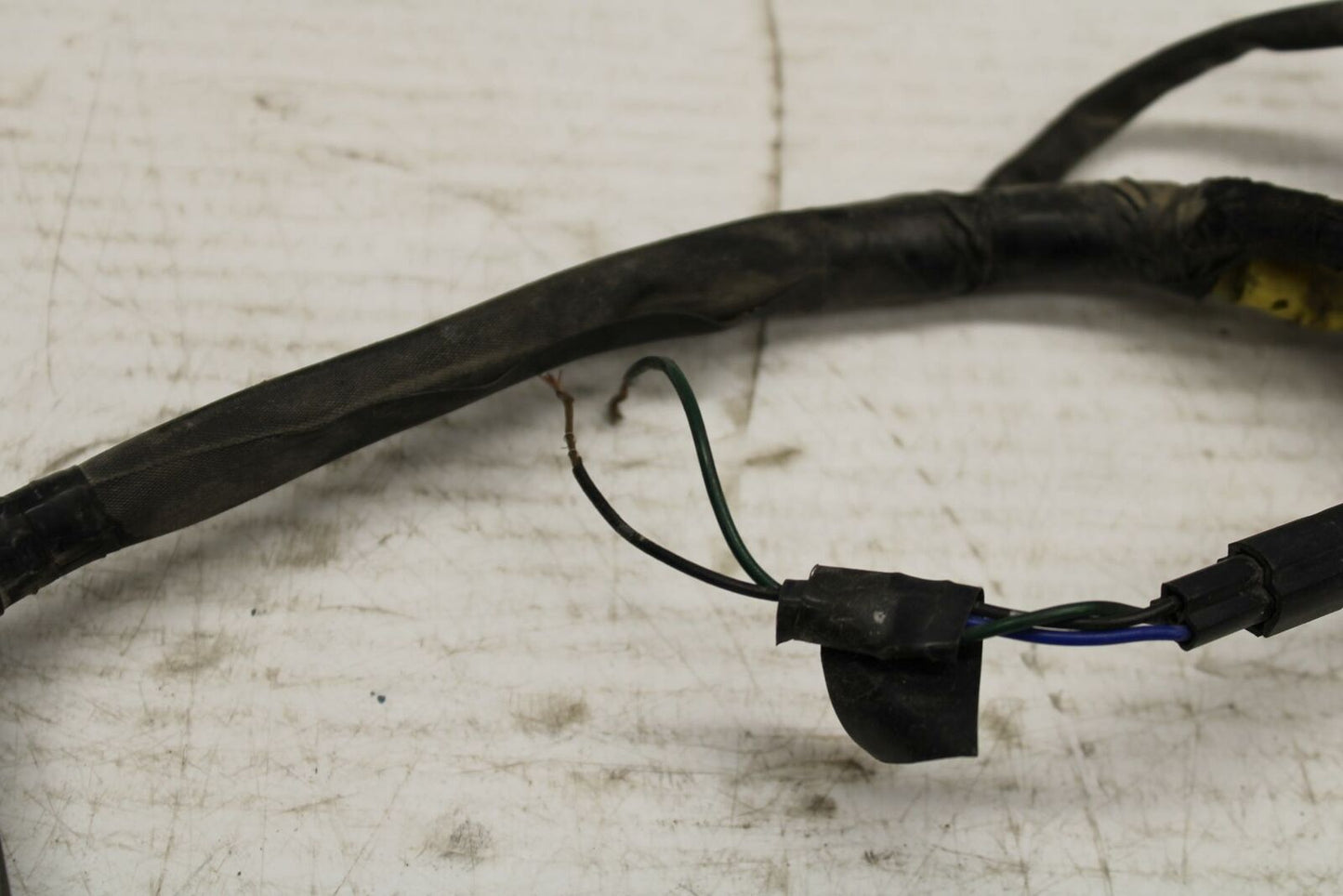 07 YAMAHA YZF R6 2c0 SPEEDO GAUGES WIRING HARNESS WIRE LOOM BB297