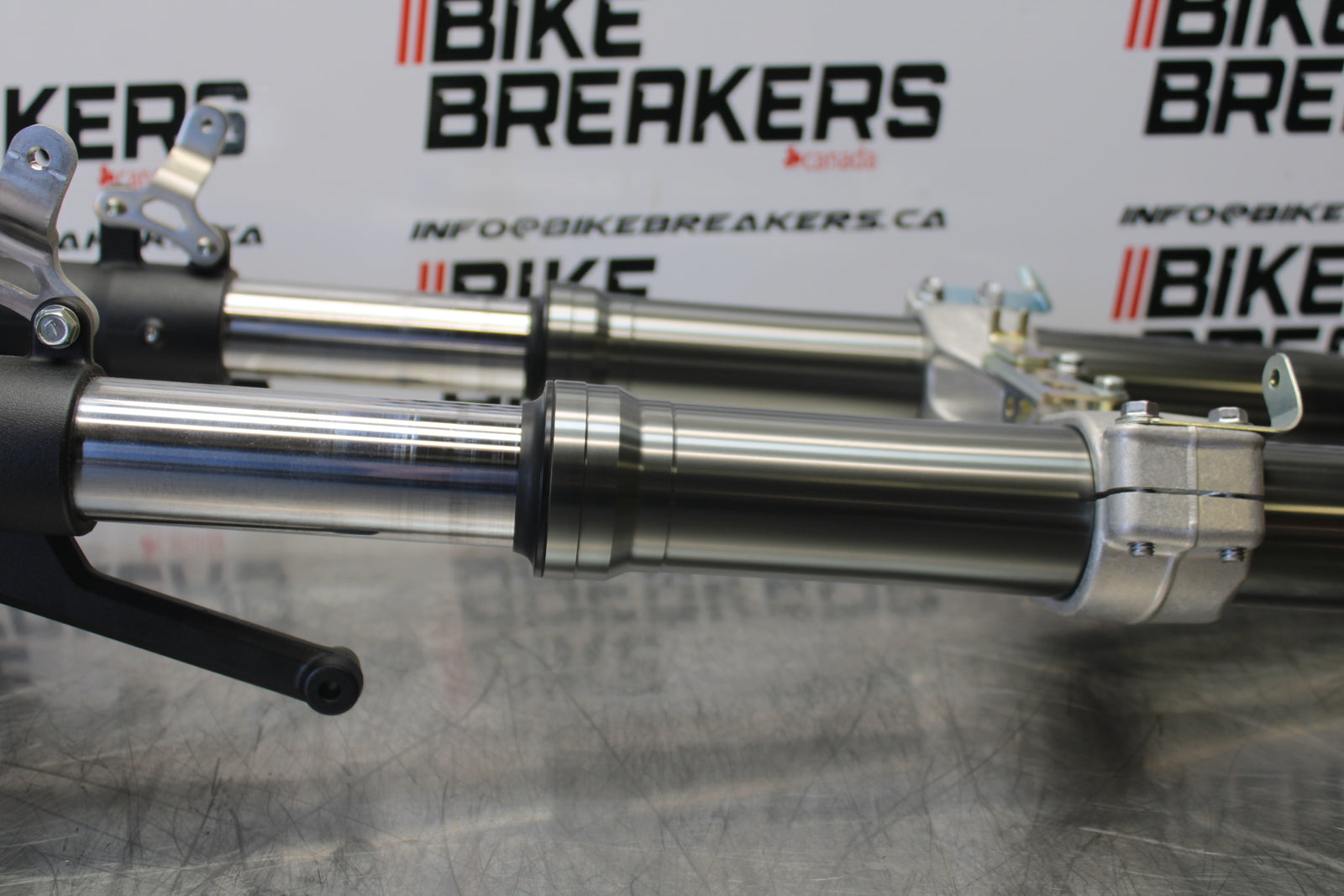 23-24 KAWASAKI NINJA ZX14R FRONT END FORKS SUSPENSION TRIPLE TREES/ AXLE BB153