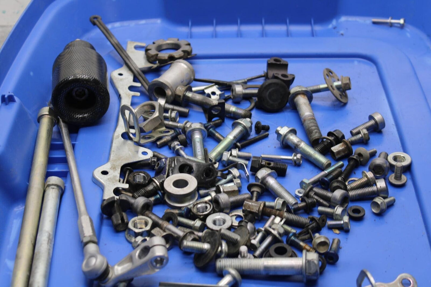 2007 Honda CBR600RR MISCELLANEOUS BOLTS HARDWARE MOTOR SCREWS BB596