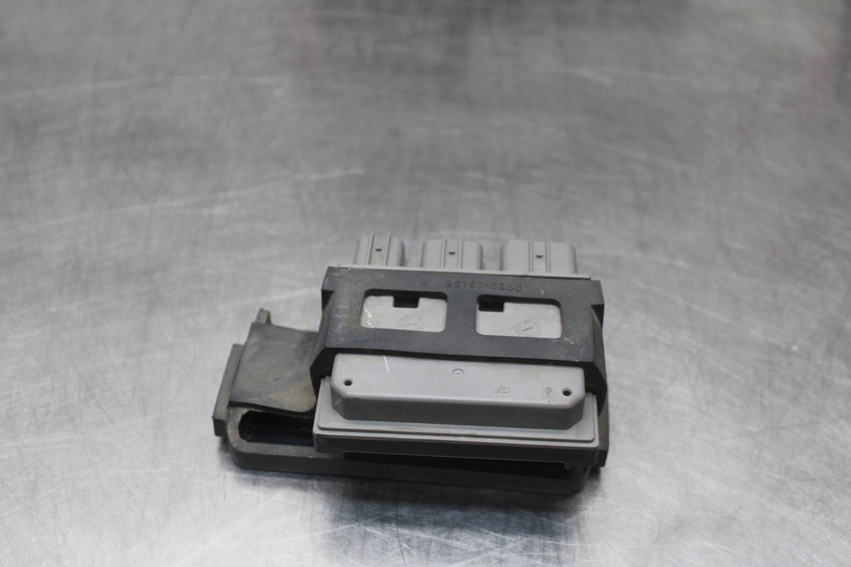 24 KAWASAKI NINJA 500 ABS RELAY ASSEMBLY BOX BB818