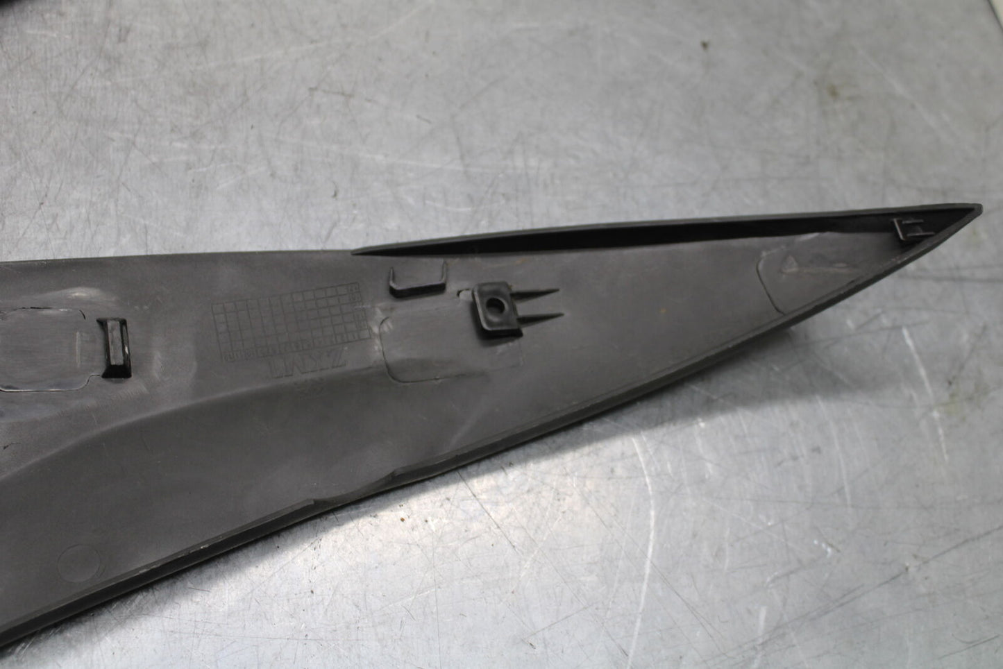 06 YAMAHA YZF R6 AFTERMARKET RIGHT LEFT FUEL TANK PANELS COVERS TRIM SET  BB716