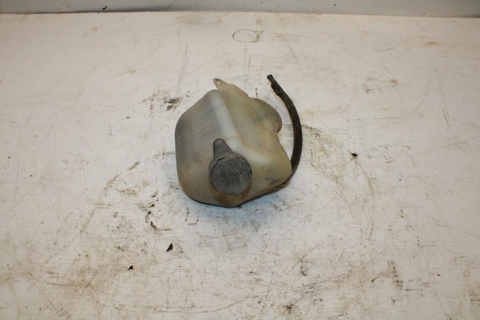 06 HONDA SHADOW 750 VT750C COOLANT WATER TANK RESERVOIR BOTTLE BB352