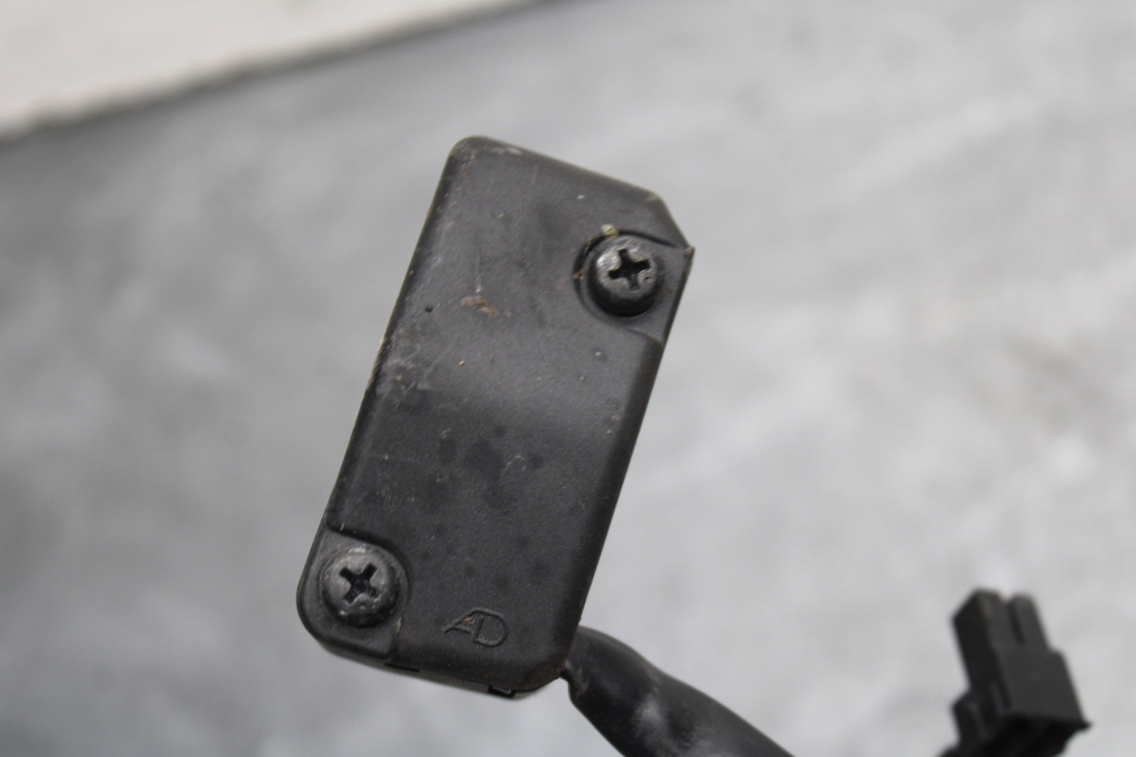 13-18 KAWASAKI NINJA ZX6R RIGHT CLIP ON HANDLE KILL OFF START SWITCH BB666