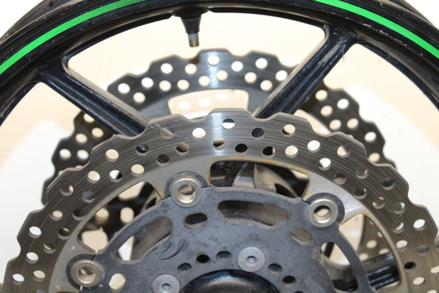 12-17 KAWASAKI ER-6N Z650 FRONT RIM FRONT WHEEL BB709