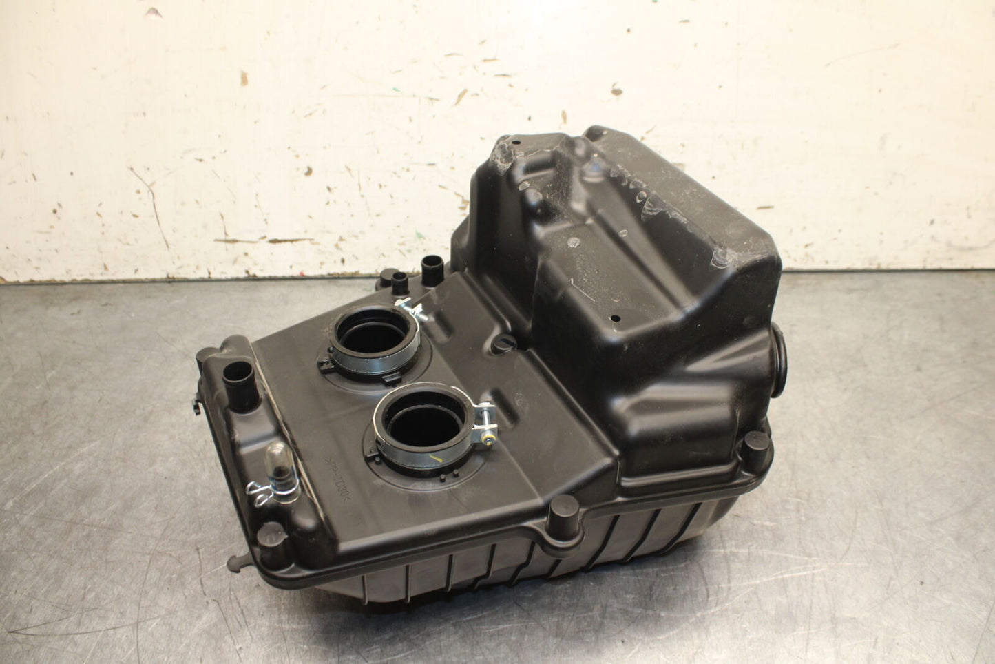 18-23 KAWASAKI NINJA 400 EX400 ABS AIRBOX AIR INTAKE FILTER BOX BB747