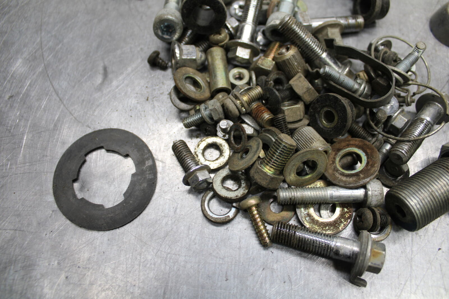 1984 Yamaha Virago 1000 ENGINE MOUNTING BOLTS HARDWARE MOTOR SCREWS BB117