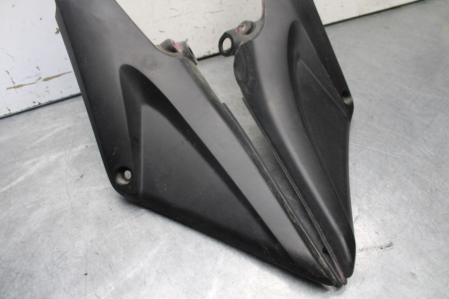 05-06 HONDA CBR600RR RIGHT LEFT FRONT SIDE SEAT PANELS TRIMS COWLS  BB655