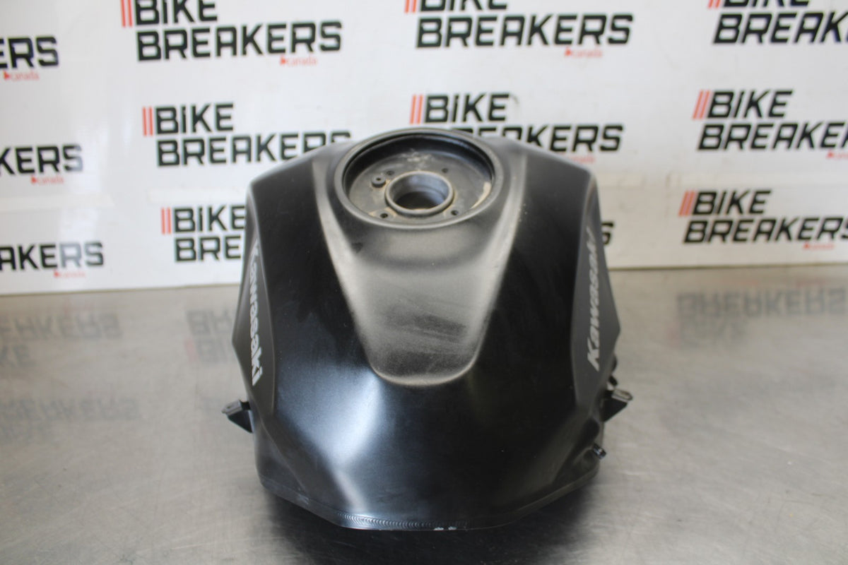 24-25 KAWASAKI NINJA 500 EX500J ABS GAS TANK FUEL CELL PETROL RESERVOIR BB934
