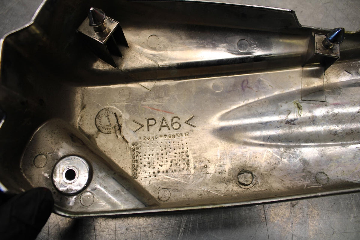 07-08 YAMAHA V STAR 1100 CHROME ENGINE MOTOR TIMING CHAIN COVER BB71