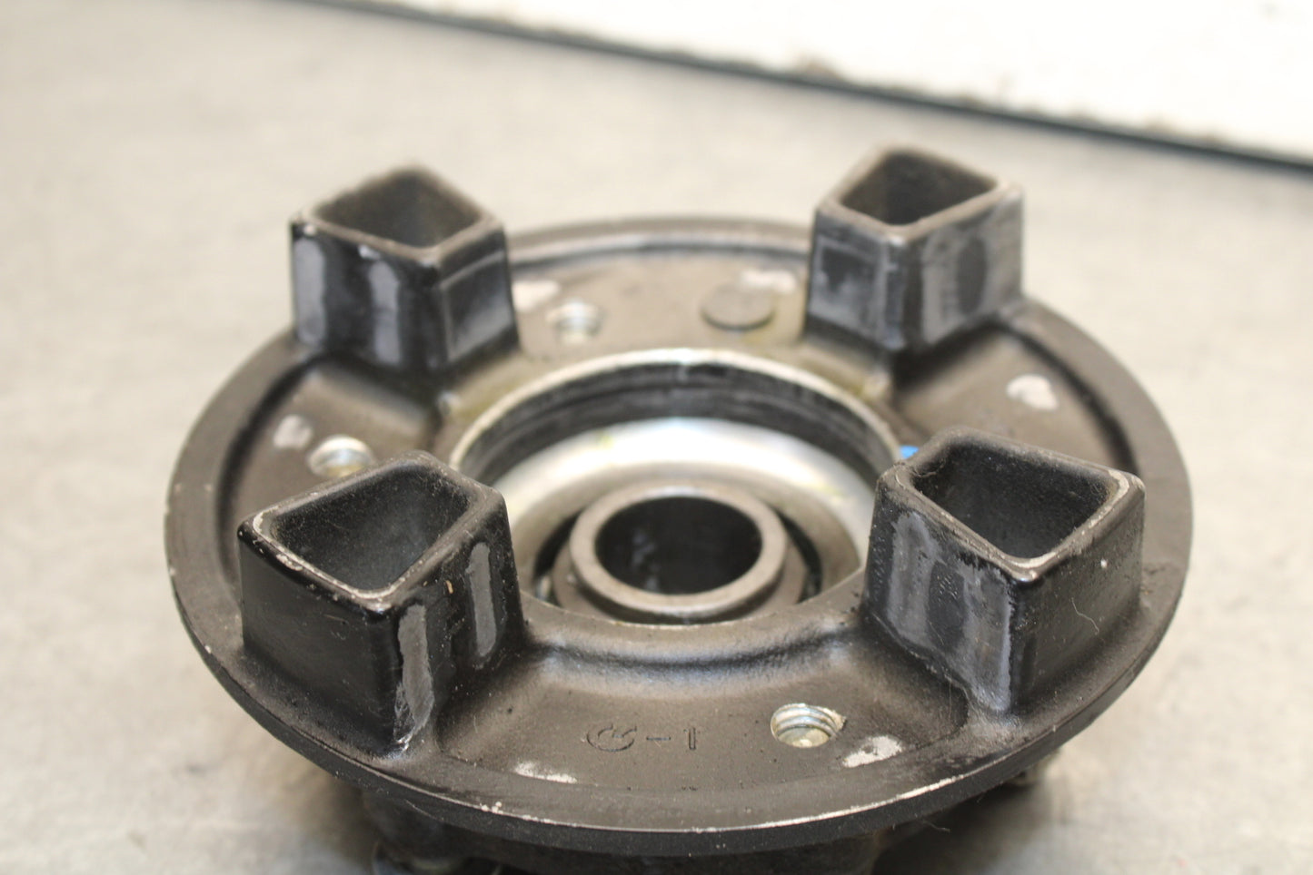 16 KAWASAKI NINJA ZX10R REAR HUB WITH SHOCK DAMPERS CUSH ABSORBERS BB650