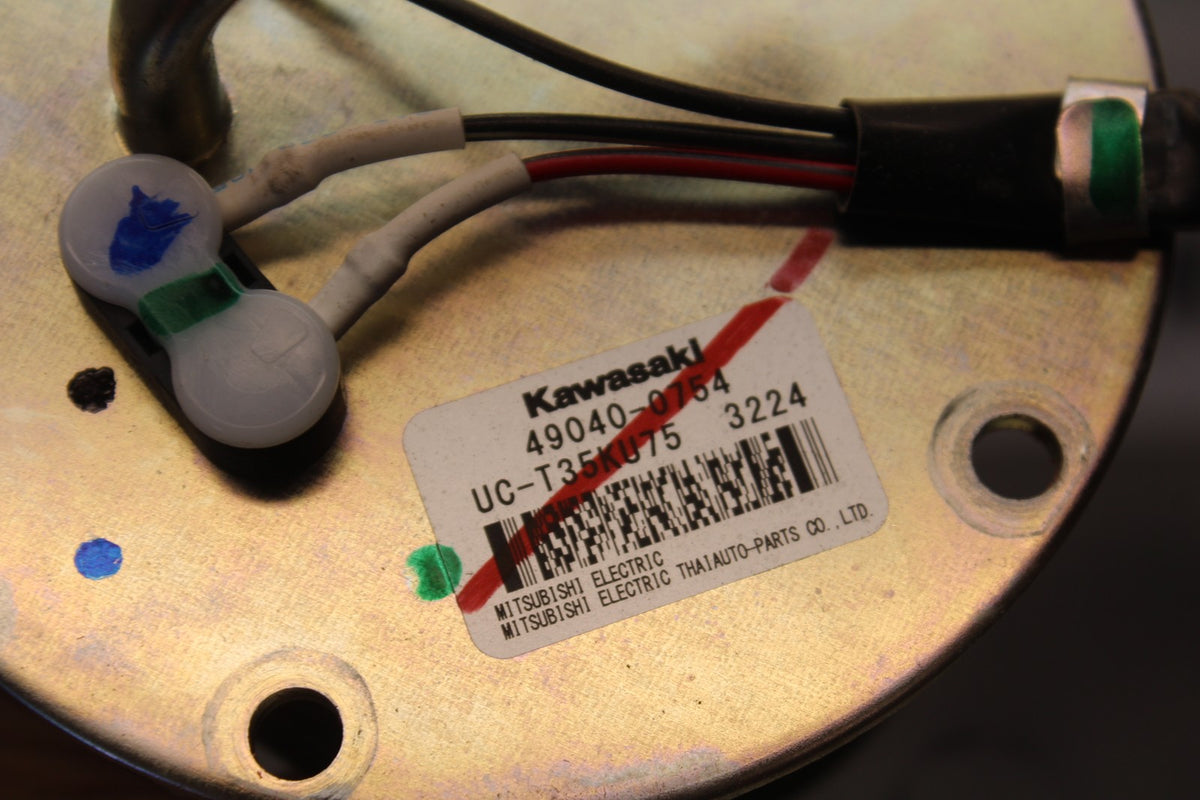 23 KAWASAKI NINJA 650 EX650 FUEL PUMP GAS PETROL SENDER UNIT BB920