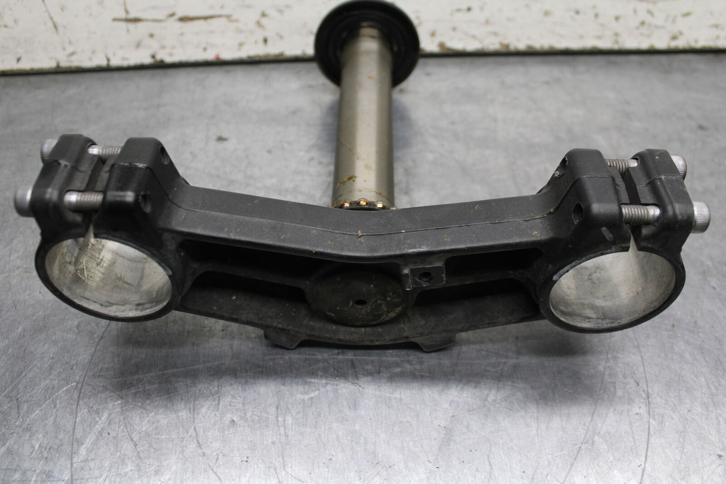 12-13 KAWASAKI Z1000 FRONT FORKS CLAMP LOWER TRIPLE TREE STEM BB743