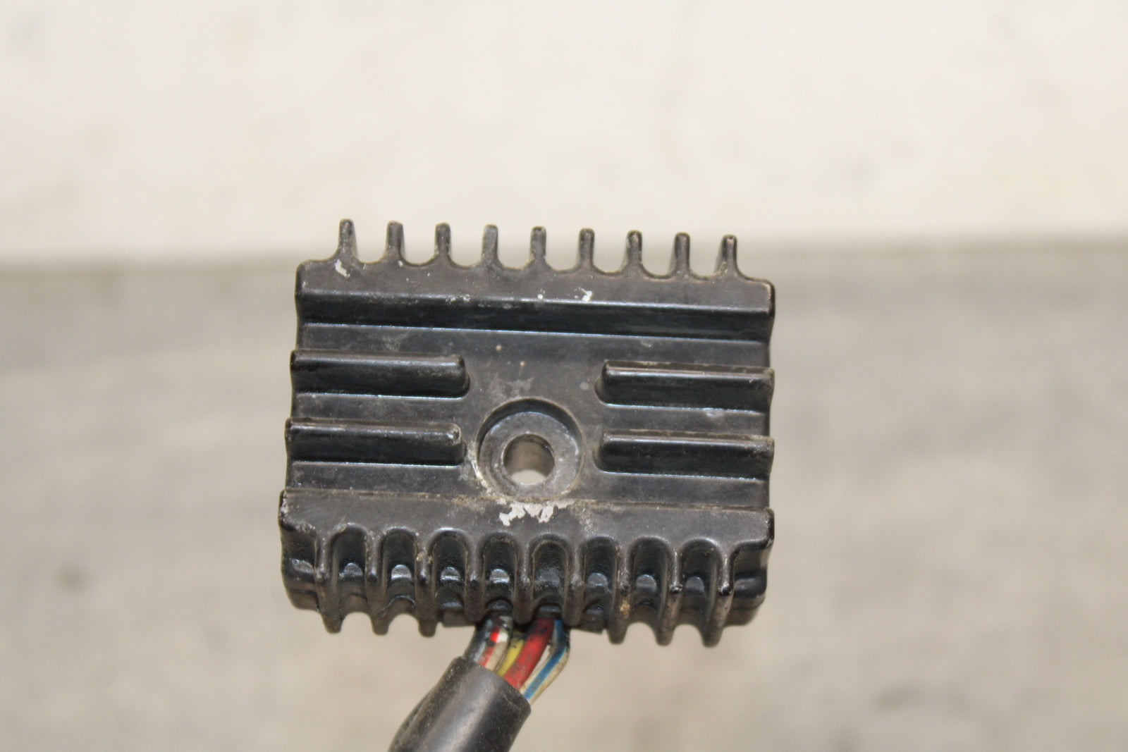 78 SUZUKI GS550E RECTIFIER VOLTAGE REGULATOR BB133