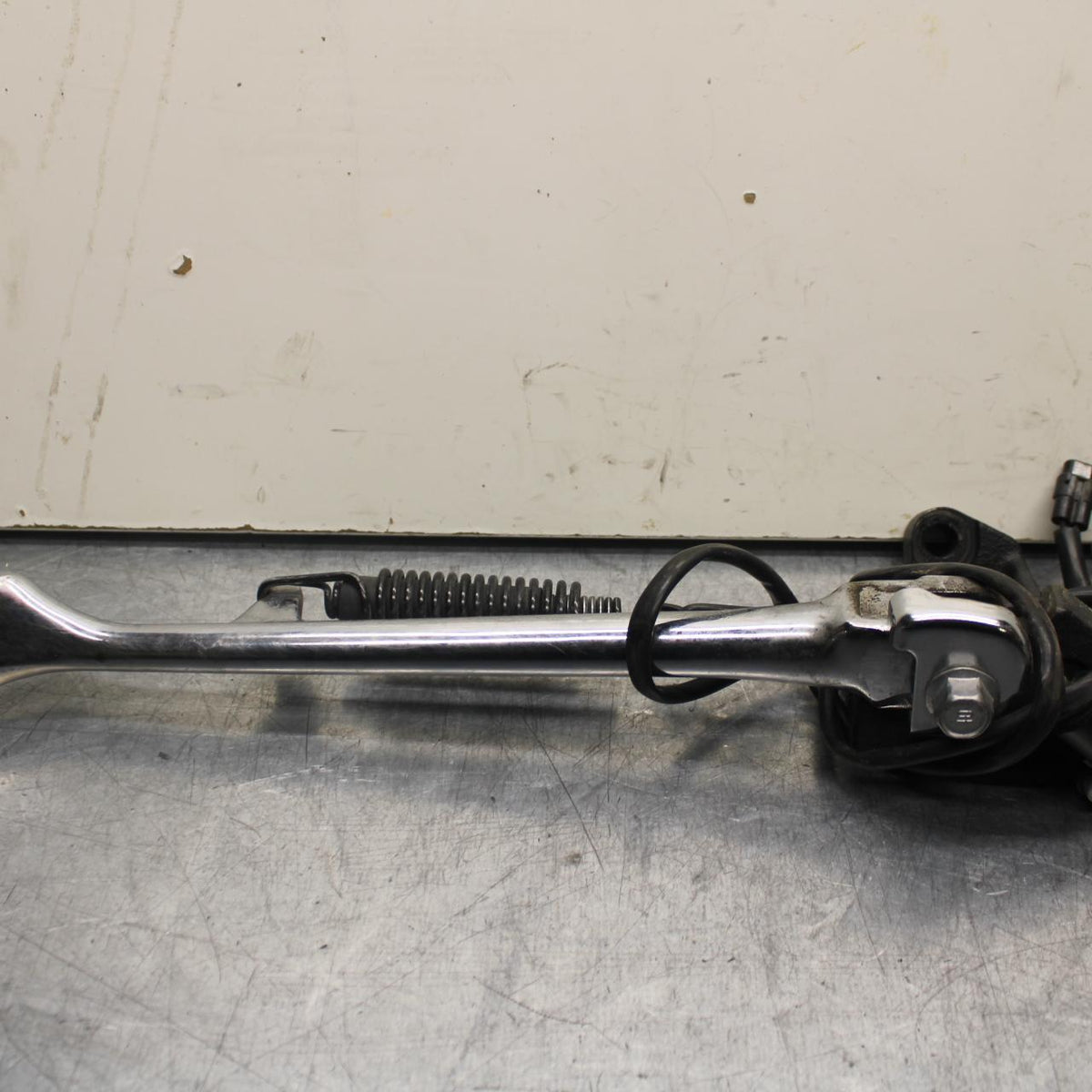 2007 Yamaha V Star 1300 XVS1300A KICKSTAND SIDE KICK STAND BB78