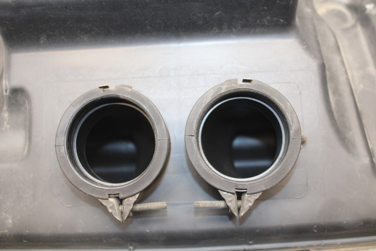 2006 Suzuki Boulevard C90 AIRBOX AIR INTAKE FILTER BOX BB849