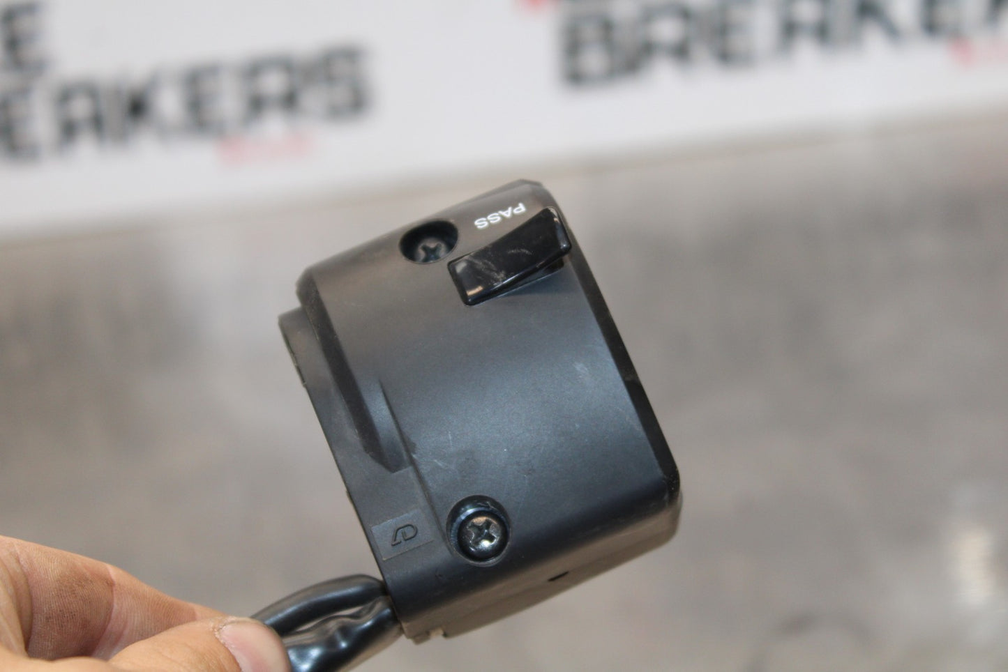 18-23 KAWASAKI NINJA 400 EX400 ABS LEFT CLIP ON HANDLE HORN SIGNALS SWITCH BB177