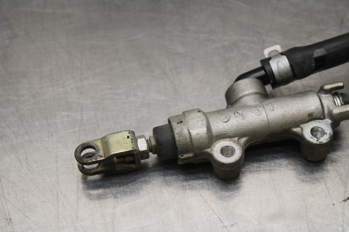 06 KAWASAKI Z750 REAR BACK BRAKE MASTER CYLINDER W RESERVOIR BB837