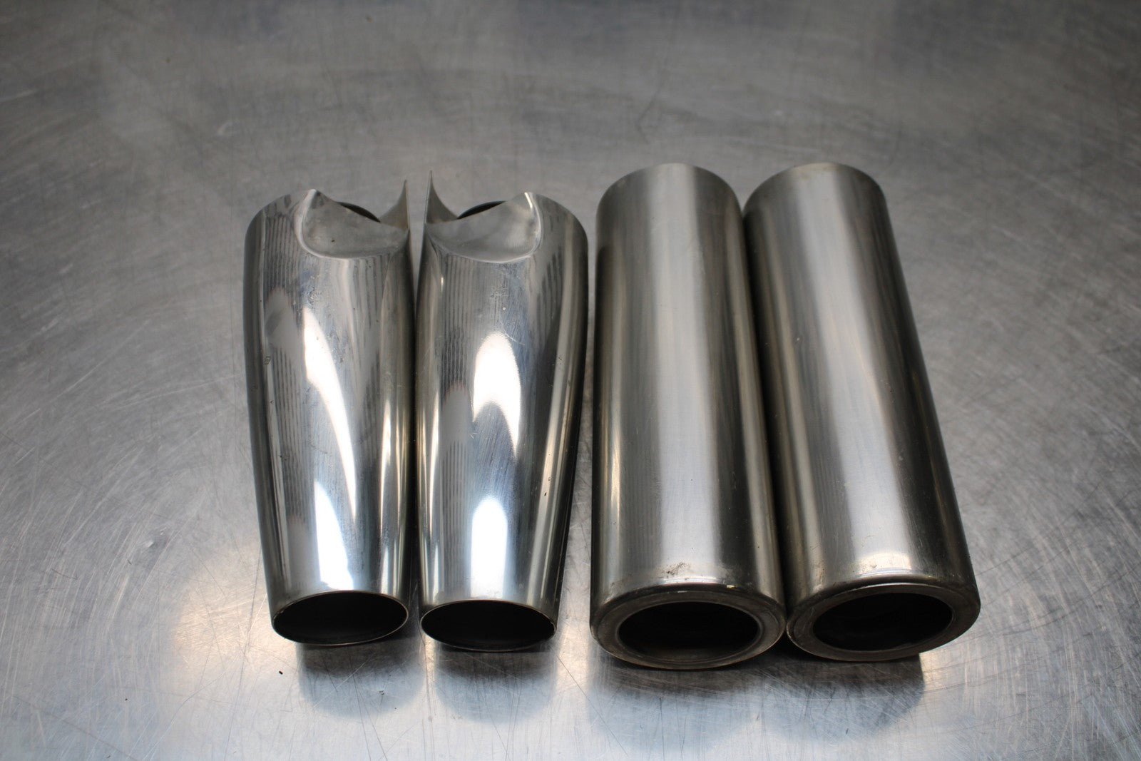 08 KAWASAKI VULCAN 900 FRONT FORK COVER GUARD SHIELD COWL SET KIT BB184