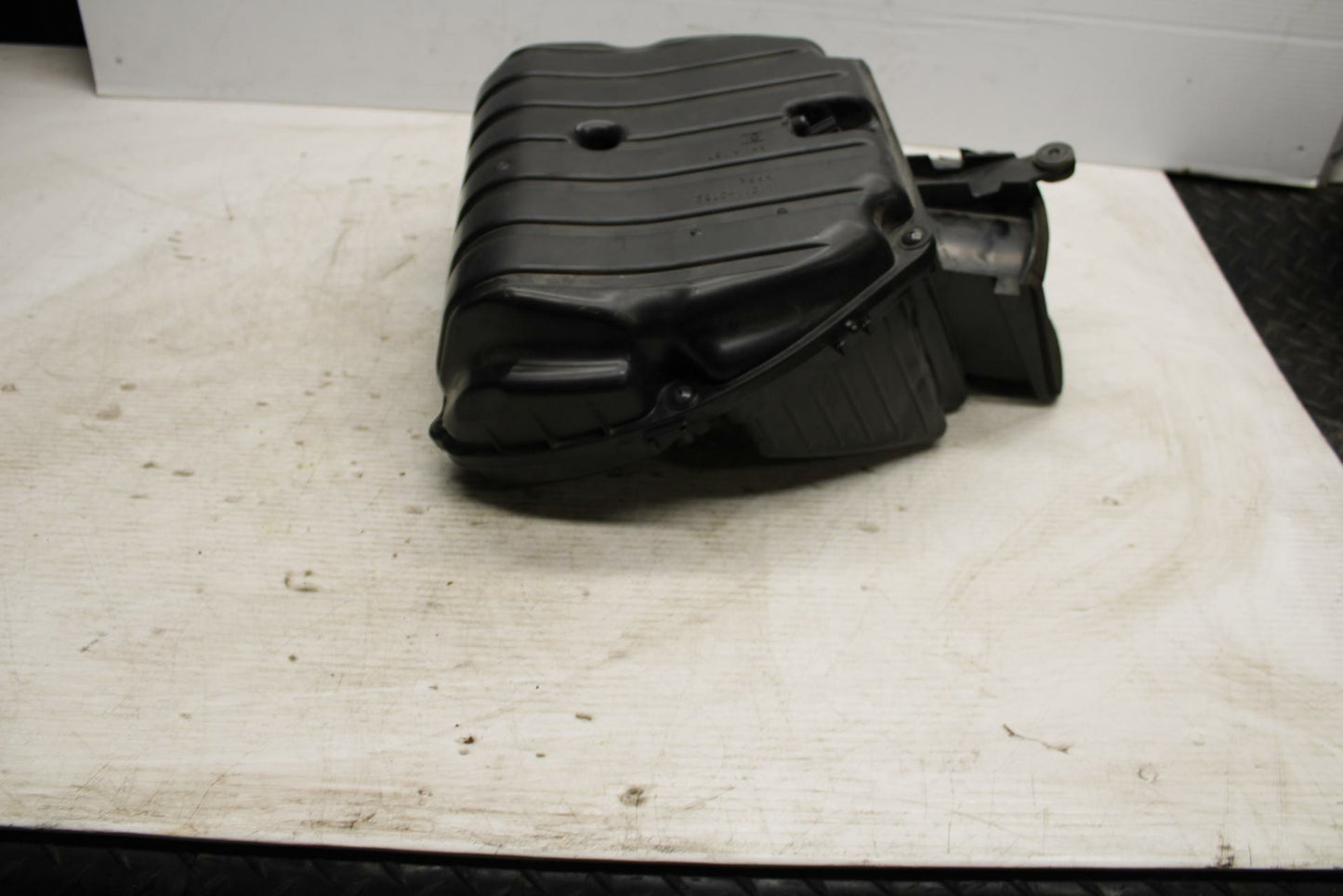 13-18 KAWASAKI NINJA ZX6R AIRBOX AIR INTAKE FILTER BOX 11010-0764 BB304