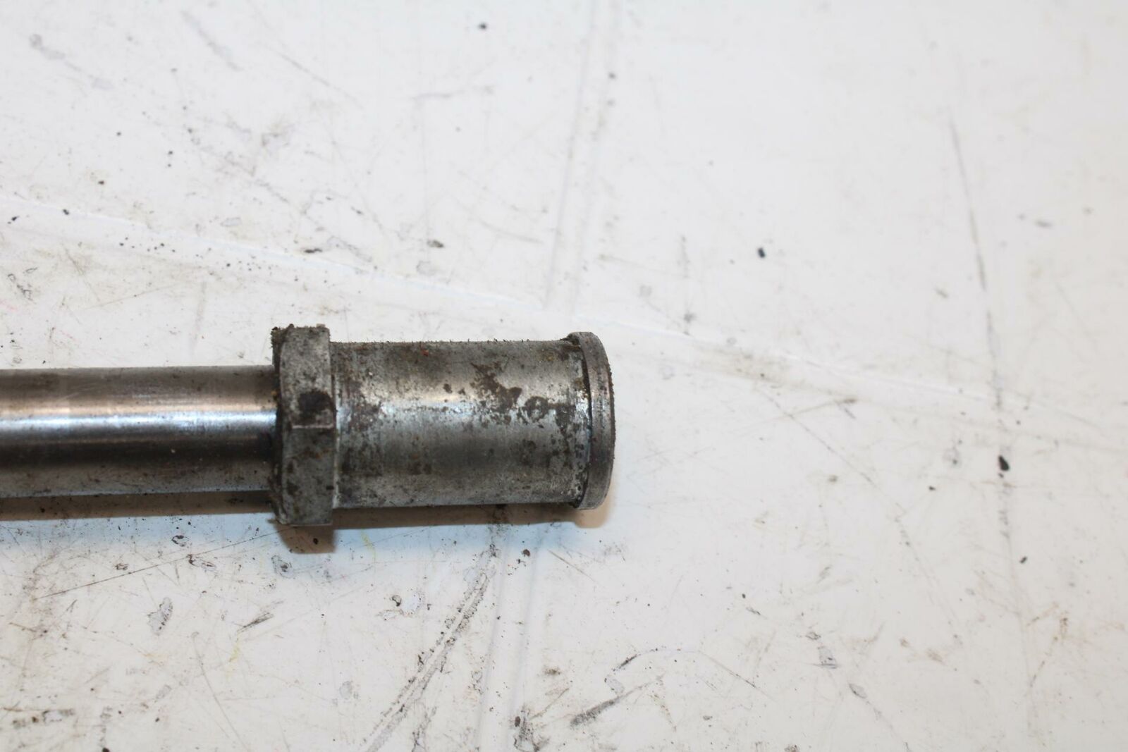 72 HONDA CB500 K1 FRONT WHEEL RIM AXLE PIVOT BOLT BB24