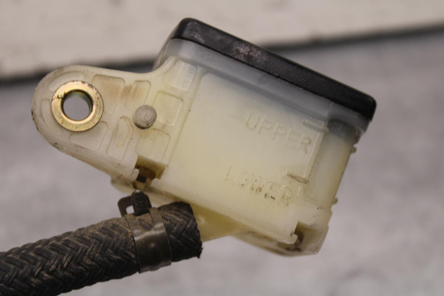 03-04 HONDA CBR600RR REAR BACK BRAKE MASTER CYLINDER W RESERVOIR BB628