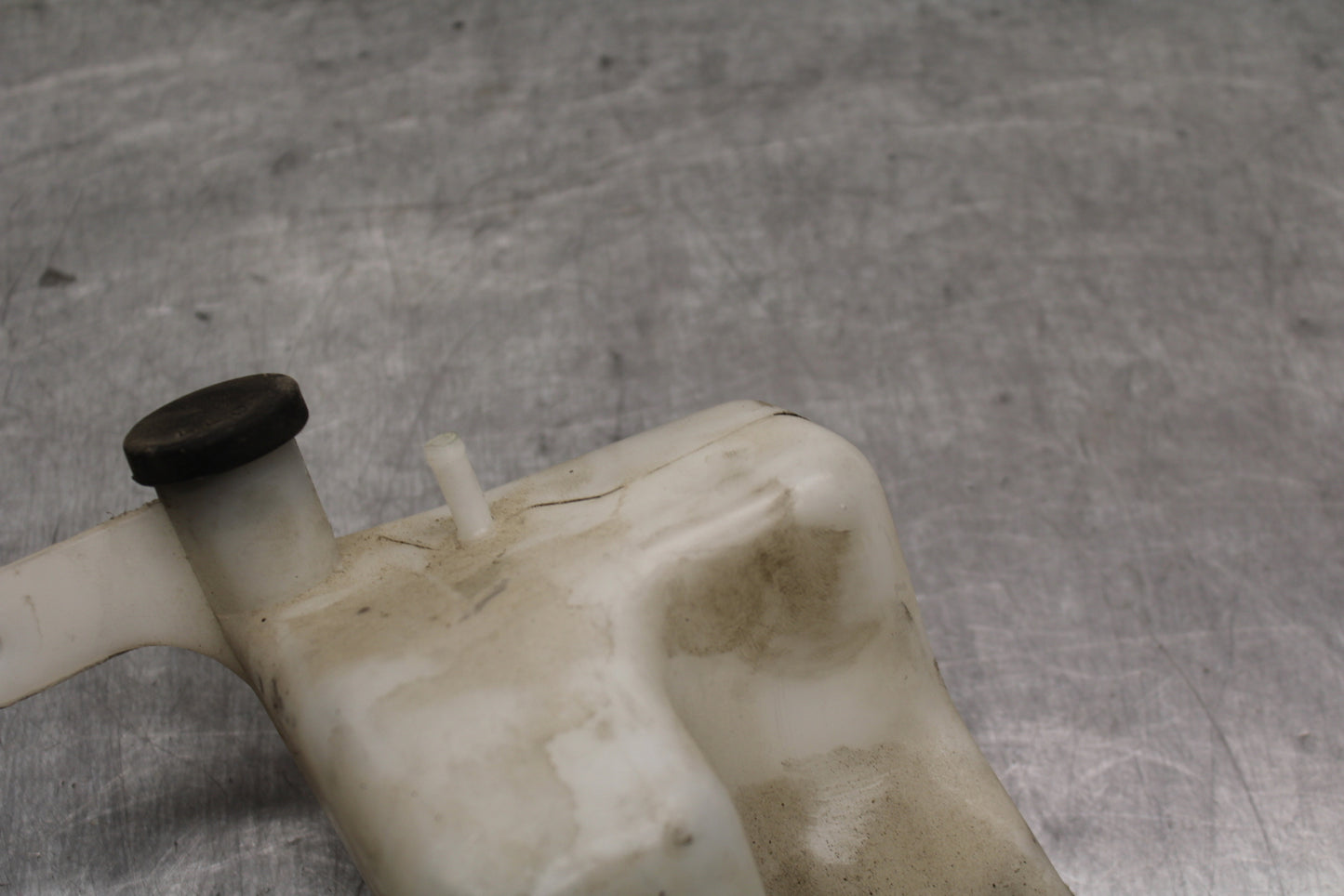 04 SUZUKI INTRUDER 800 COOLANT WATER TANK RESERVOIR BOTTLE BB758