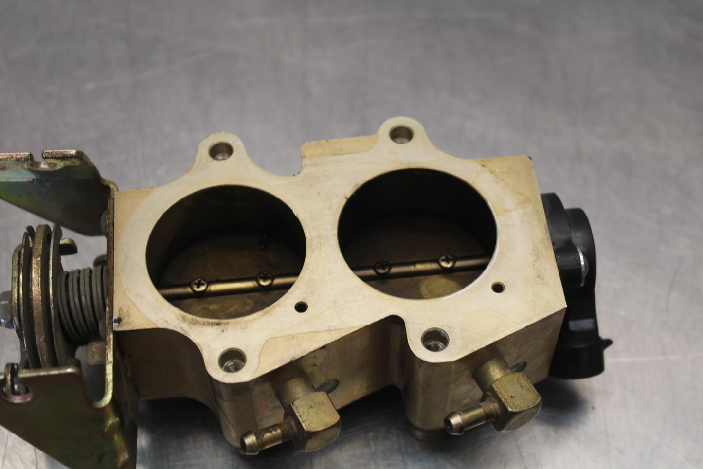 05-06 VICTORY KINGPIN DELUXE THROTTLE BODY BODIES BB195