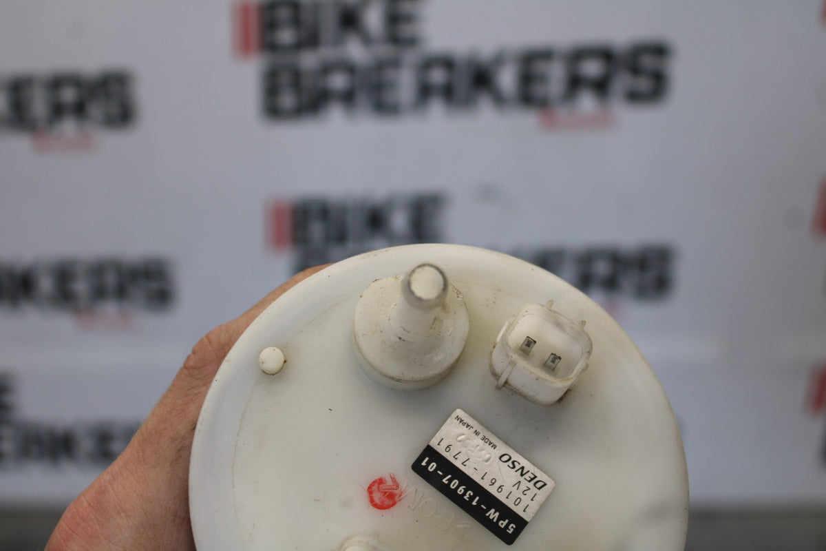 05 YAMAHA YZF R6 PARTS FUEL PUMP GAS PETROL SENDER UNIT BB894