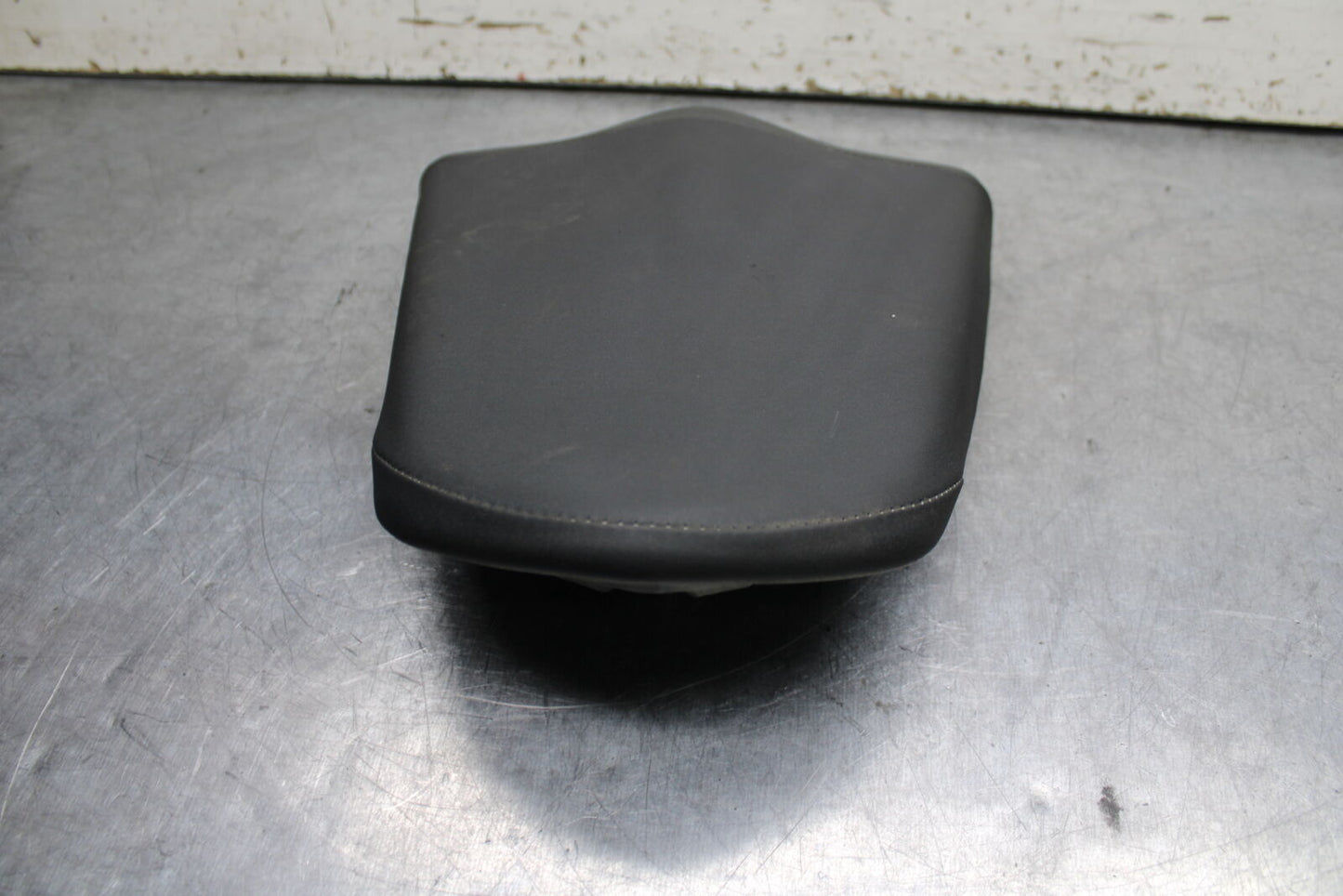 15-16 HONDA CB300F REAR BACK PASSENGER TANDEM SEAT PAD SADDLE PILLION BB740