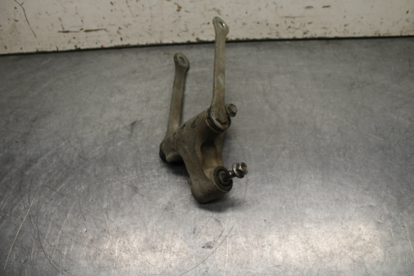 13-17 KAWASAKI NINJA ZX6R ZX636E REAR DOGBONE SHOCK LINKAGE LINK BB735