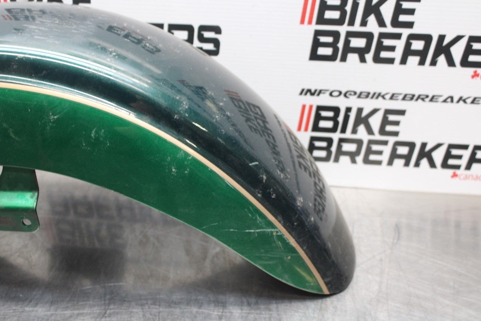 03-08 KAWASAKI VULCAN 1600 FRONT WHEEL FENDER BB196
