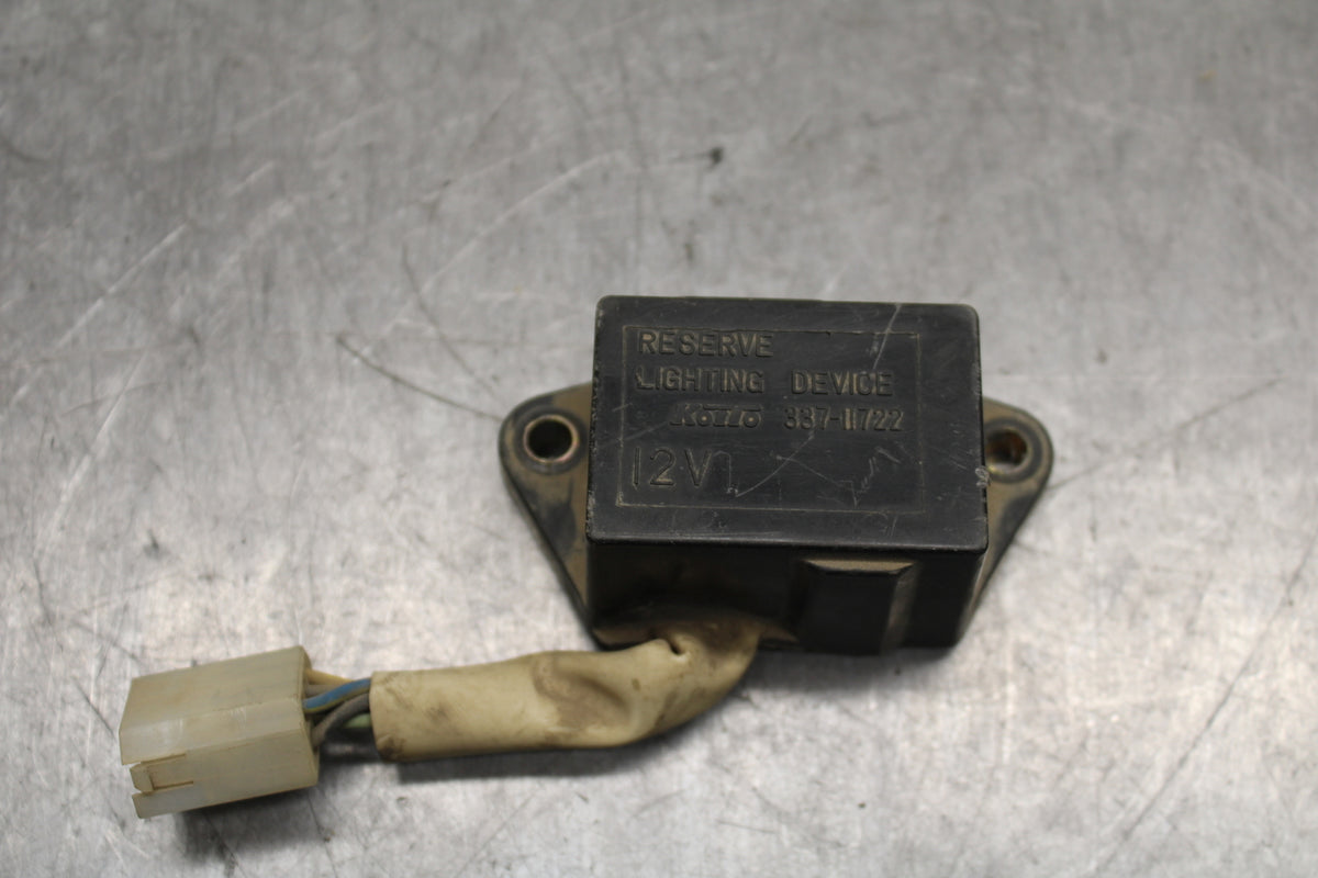 80-81 YAMAHA XS1100 SPECIAL TURN SIGNAL BLINKER RELAY FLASHER SWITCH BB123