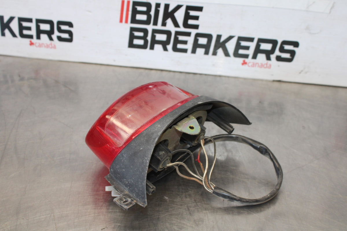 97-00 SUZUKI GSXR600 SRAD REAR TAIL TAILLIGHT BACK BRAKE LIGHT BB921