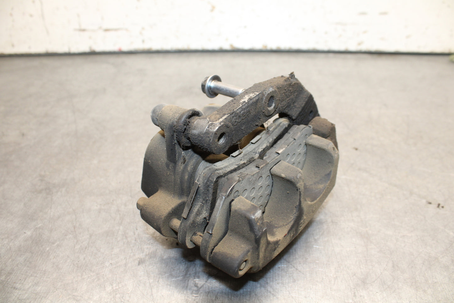 16-17 KAWASAKI VULCAN S 650 EN650 ABS RIGHT FRONT BRAKE CALIPER BB731