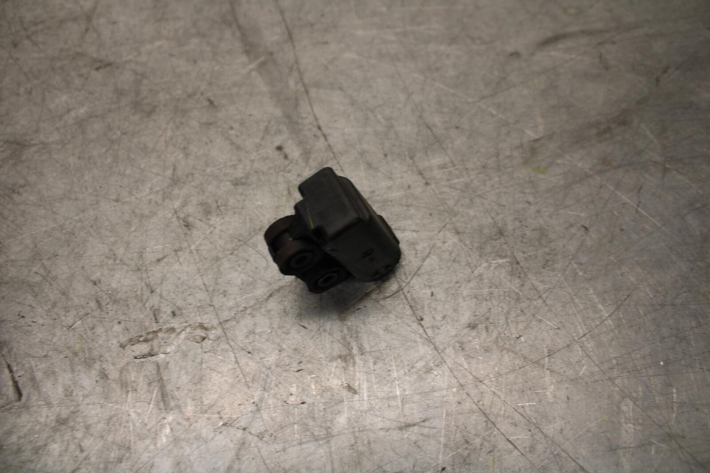 2009 Yamaha YZF R6 TIP OVER BANK ANGLE CRASH SENSOR SWITCH  5PS-82576-01-00 BB53