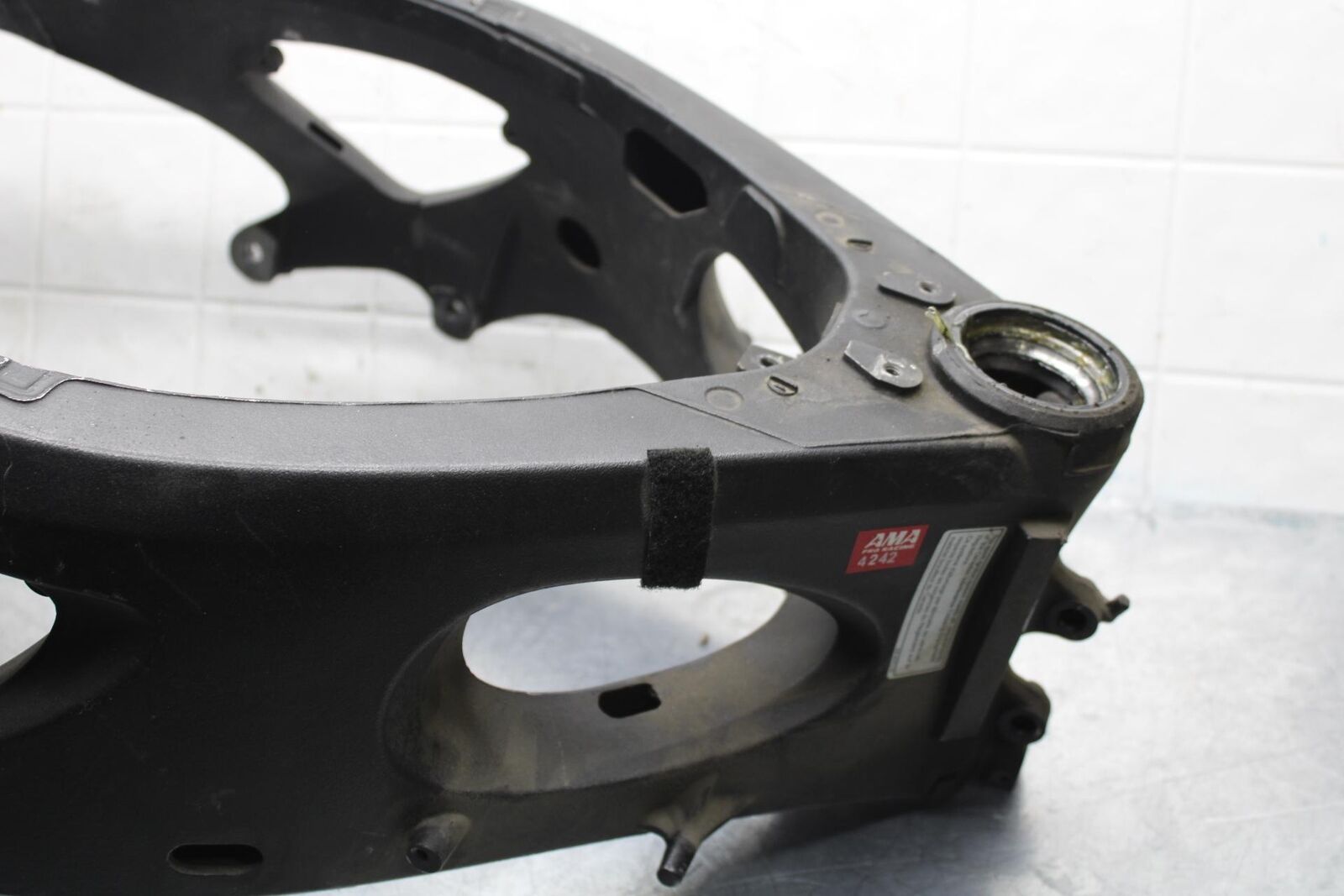 05 YAMAHA YZF R6S FRAME CHASSIS BB600