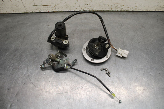 12-13 KAWASAKI Z1000 IGNITION LOCK KEY SET W/ GAS CAP AND SEAT LOCK BB743