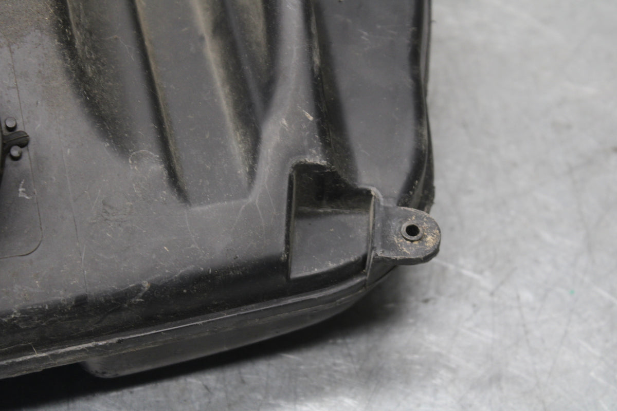 05-09 SUZUKI BOULEVARD C90 AIRBOX AIR INTAKE FILTER BOX BB692