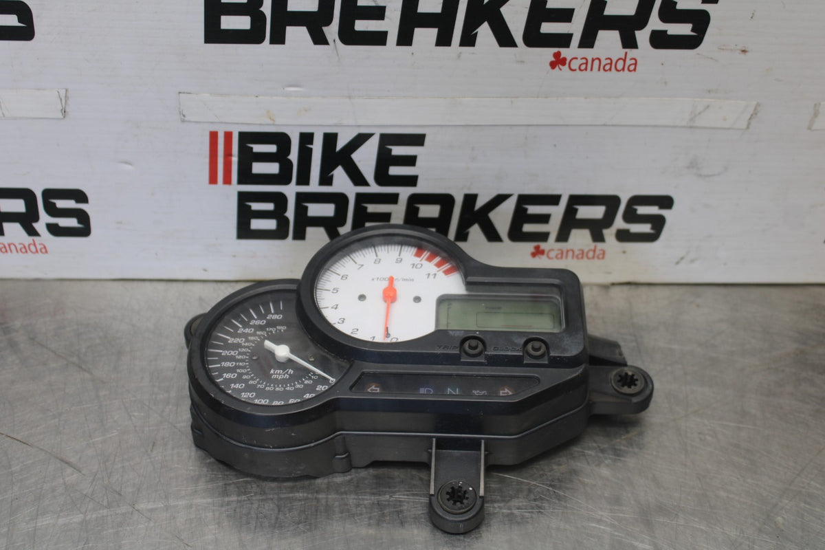 98-05 HONDA SUPER HAWK 1000 VTR1000F SPEEDO TACH GAUGES DISPLAY CLUSTER BB924